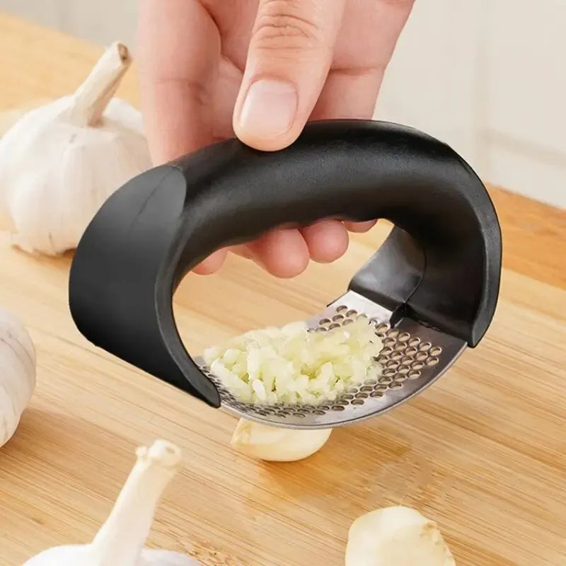 Easy-Clean Garlic Press